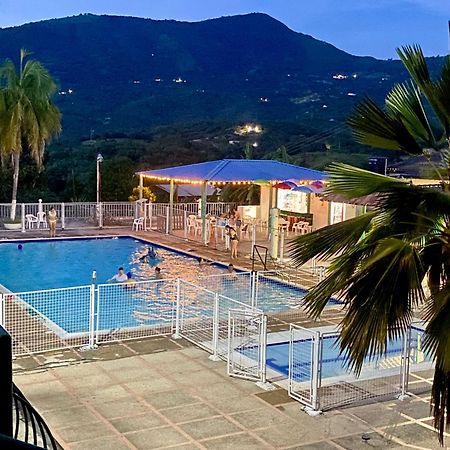 Hotel Club Vacacional Copen Tocaima Exterior foto
